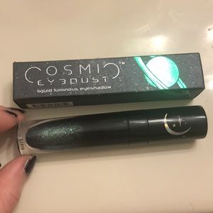 Black moon cosmetics liquid eyeshadow in Martian